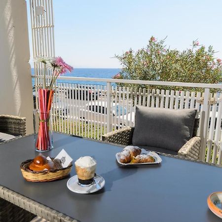 Marina D'Agro Residence Santa Teresa Di Riva Εξωτερικό φωτογραφία