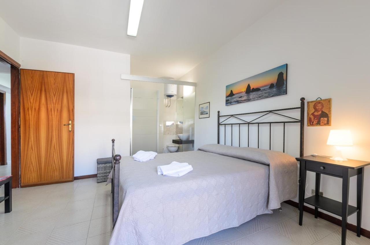 Marina D'Agro Residence Santa Teresa Di Riva Εξωτερικό φωτογραφία