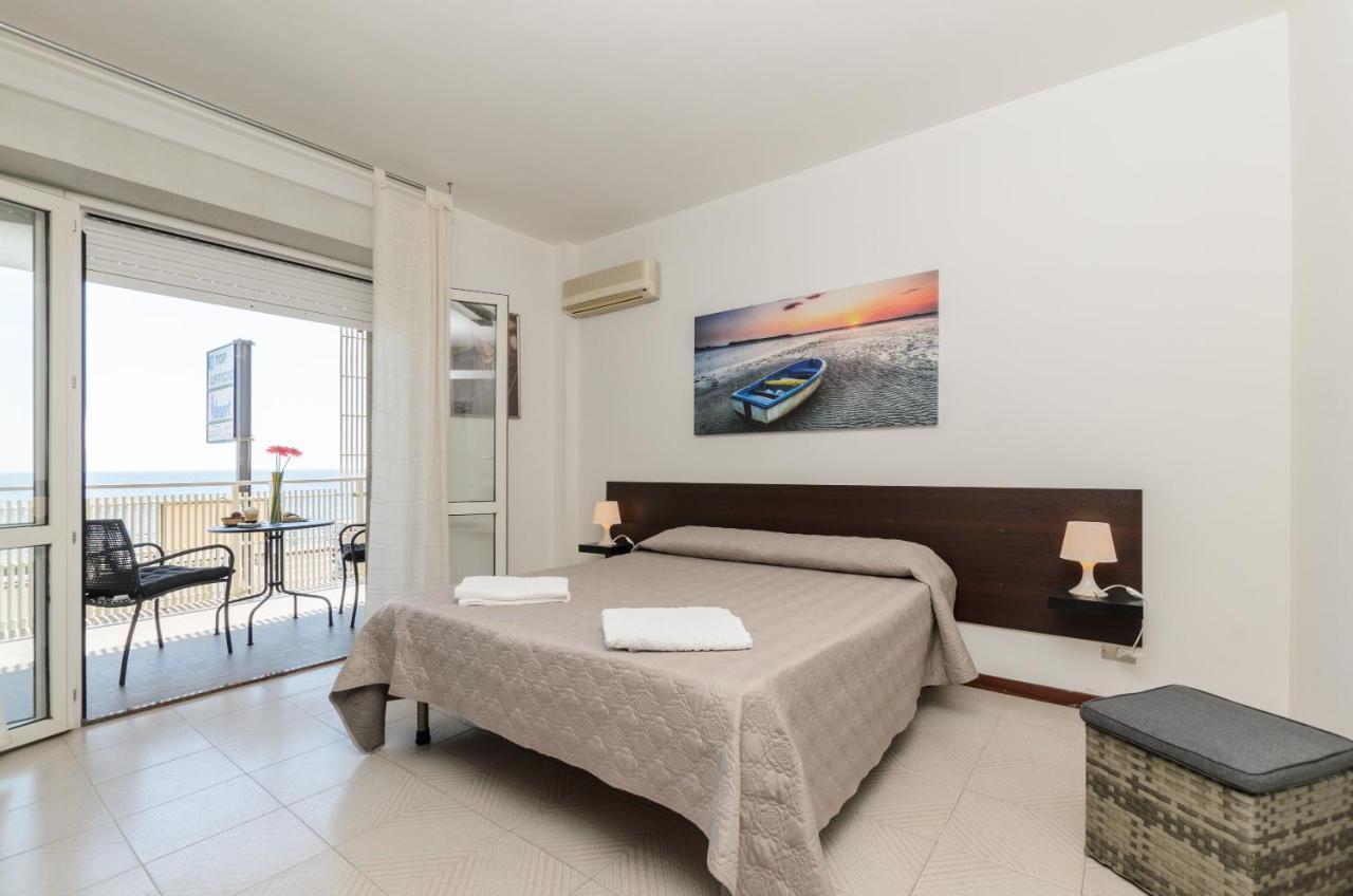 Marina D'Agro Residence Santa Teresa Di Riva Εξωτερικό φωτογραφία