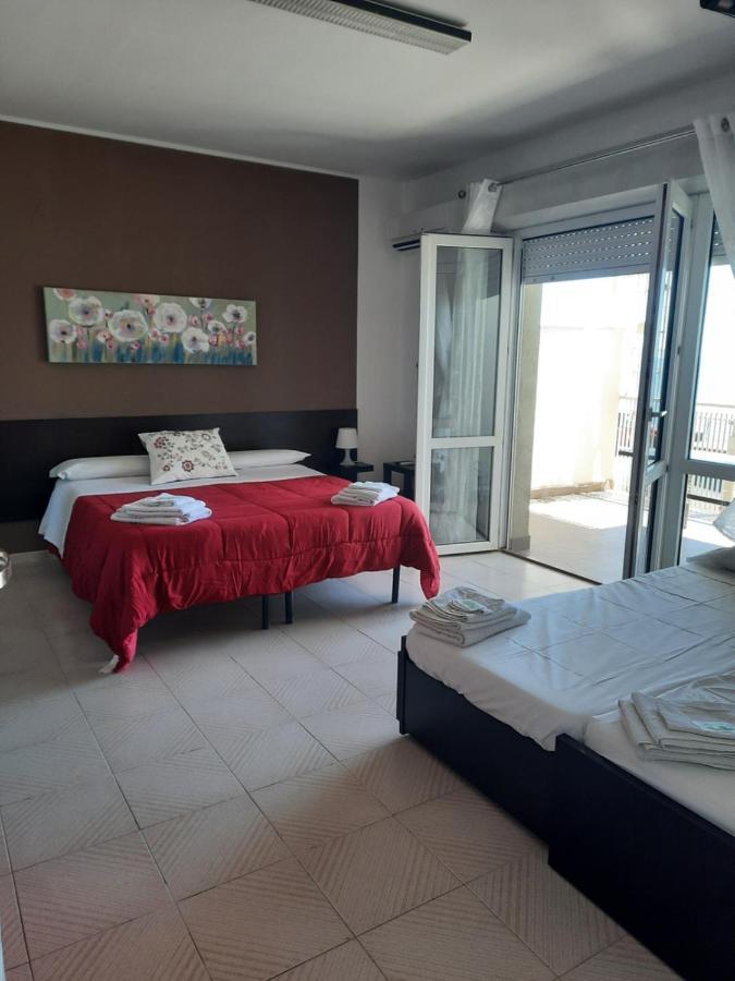 Marina D'Agro Residence Santa Teresa Di Riva Εξωτερικό φωτογραφία