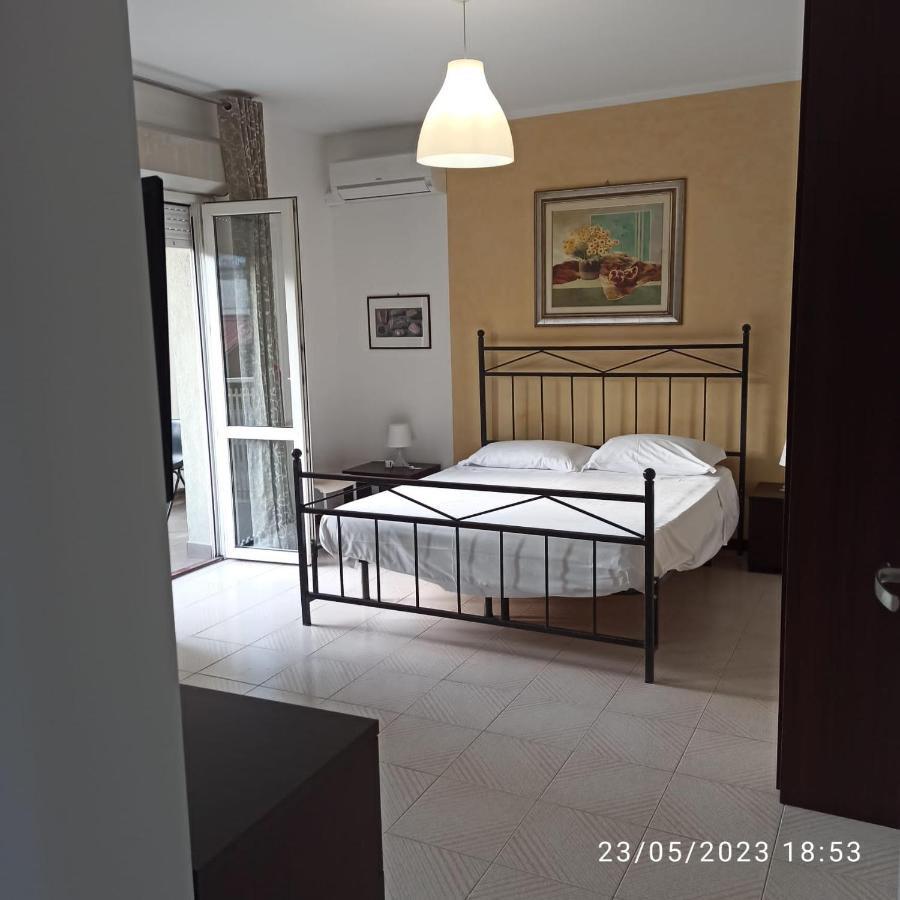Marina D'Agro Residence Santa Teresa Di Riva Εξωτερικό φωτογραφία