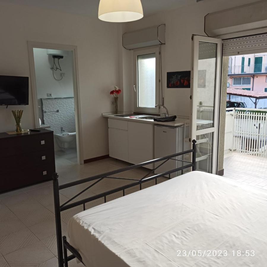 Marina D'Agro Residence Santa Teresa Di Riva Εξωτερικό φωτογραφία